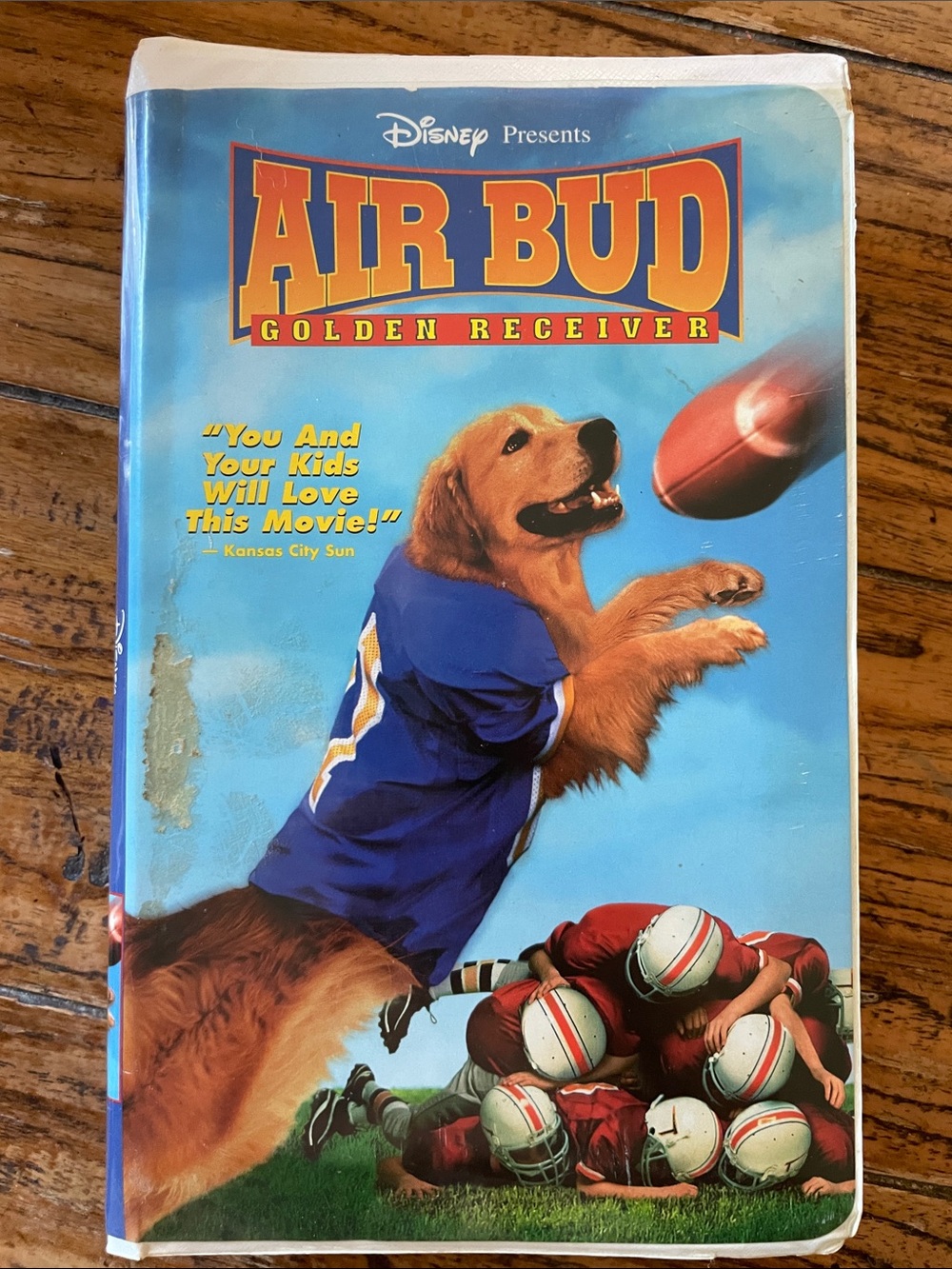 Walt Disney Air Bud - Golden Receiver VHS Movie